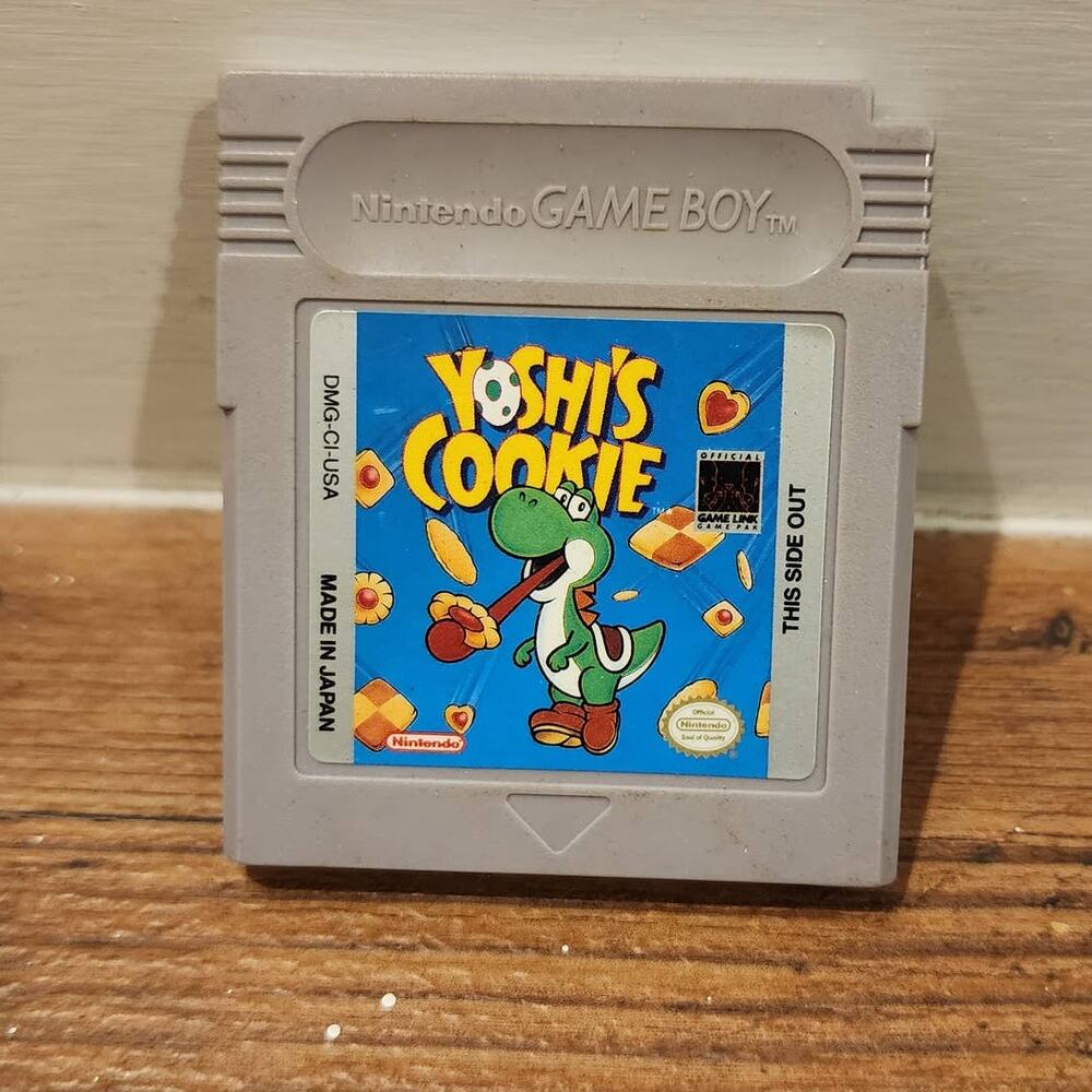 Yoshi's cookie original gameboy title